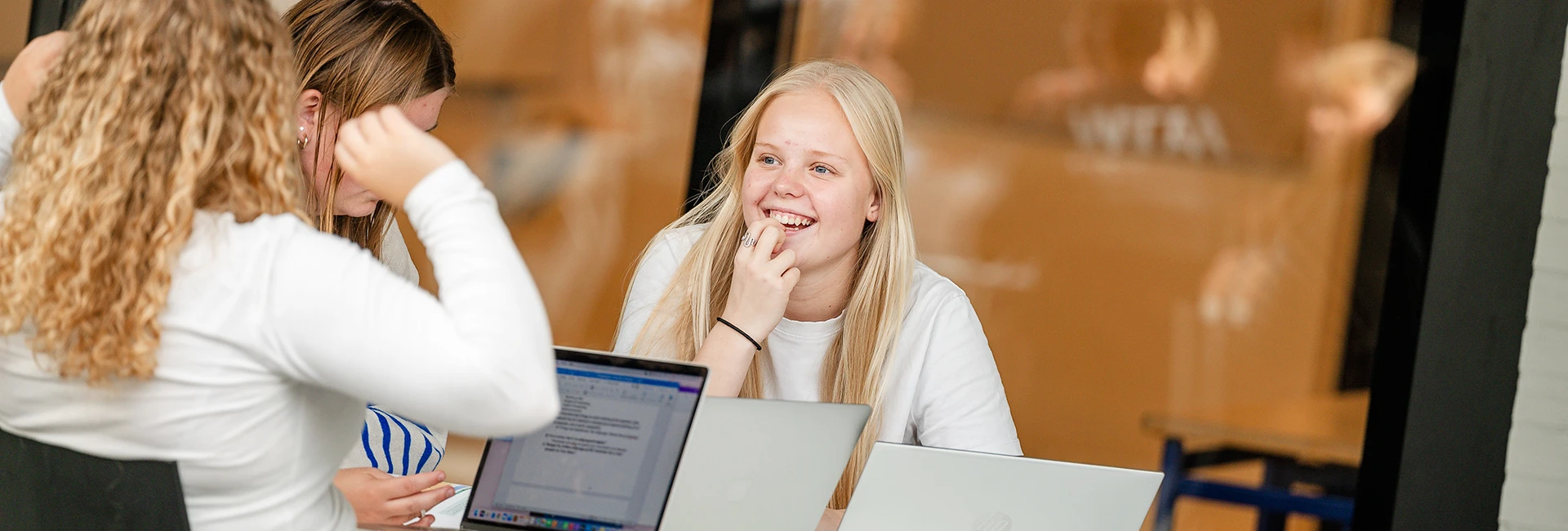 Elever til undervisning i gymnasiet